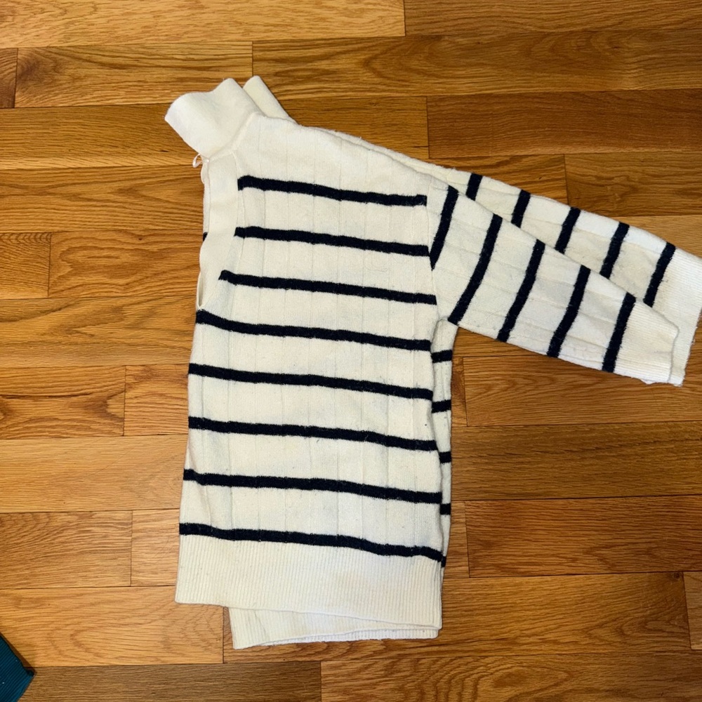 ZARA STRIPE SWEATER
